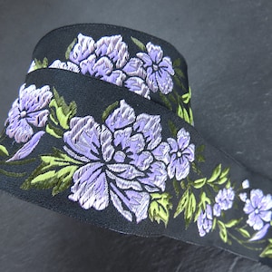 10 meter Peony Flower Jacquard Ribbon, Floral Design Woven Embroidered Trim, Full 10m Spool = 10.9 Yards, Lilac Purple