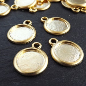 Round Smooth Pendant Tray Cabochon Setting, Blank Bezels, Pendant Blank, Charm Blank, Rolled Edge, 14mm, 22k Matte Gold, 4pc