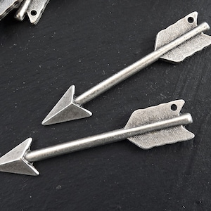 Silver Arrow Pendant, Arrow Charm, Long Arrow, Archery Charm, Arrowhead, Native Arrow Charm, Tribal Charms, Matte Antique Silver Plated, 2pc