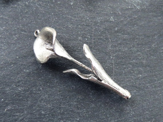 Calla on sale lily charm