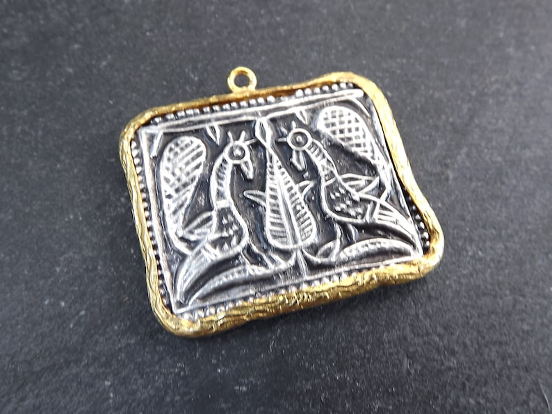 Ancient Greek Byzantine Coin Shiny Gold Medallion Charm Antique Silver Plated Greek Peacock Bird Coin Pendant Gold Frame Bezel