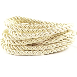 Cordón trenzado de seda de cuerda satinada de rayón trenzado amarillo pastel de 3,5 mm - Giro de 3 capas - 1 metro - 1,09 yardas - No:17
