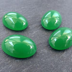 4pcs Green Czech Oval Glass Dome Cabochon Beads - 18 x 12mm