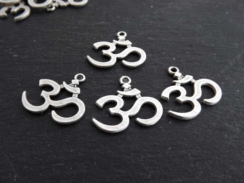 Silver OM Symbol Yoga Aum Pendant Charms Chakra Yoga Charms Etsy