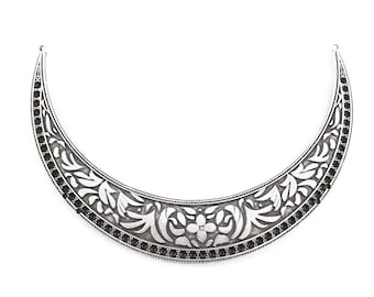 Folk Art Pattern Necklace Focal Collar Pendant Connector - Matte Antique Silver Plated - 1PC