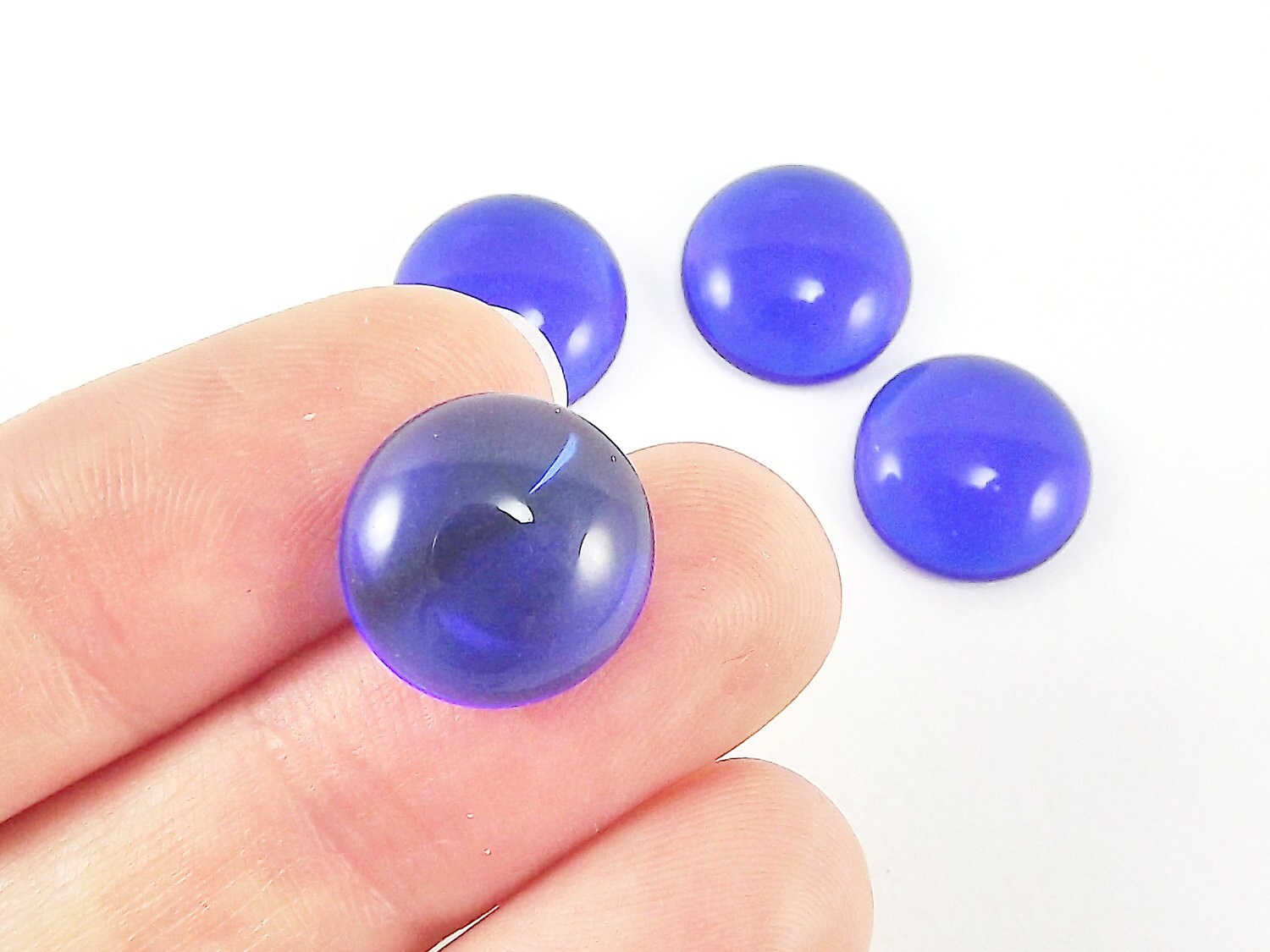 6mm Pale Blue Glass Cabochons, Blue Czech Glass, Dome Cabochon, Round –  LylaSupplies