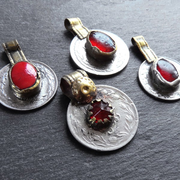 Silver Kuchi Coin Pendant, Red Glass, Afghan Coin Charm, Rustic Medallion Coin, Afghanistan, Silver Brass, 4pc, No:21