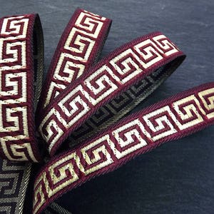 16 mm bordeaux Griekse sleutel geweven geborduurd jacquard trimlint - 1 meter of 3,3 voet of 1,09 yards