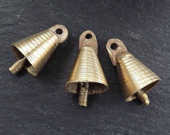 3 kleine rustikale Gegossene Rohmessing Tribal Ethno Glöckchen Anhänger - Schmuckzubehör Home Dekoration Kostüm Design - No:1 Bar Clapper - 3stk