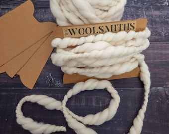 Handspun Jumbo Targhee Wool Yarn – Textured Undyed Natural White for Weaving (4 Yards)