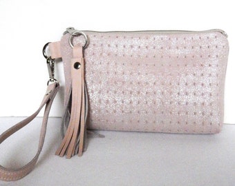 Blush pink woven leather wristlet.   Soft pink leather wristlet.  Vine and Branch Studio.