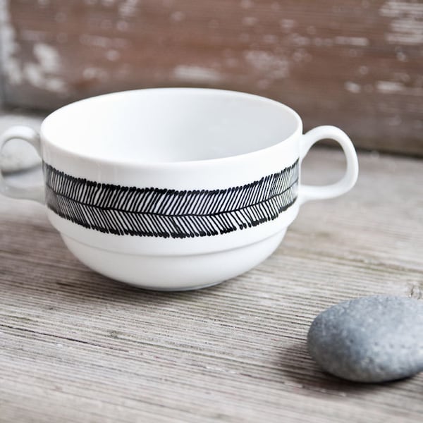 Hand-painted vintage soup bowl "somewhat angular", black and white