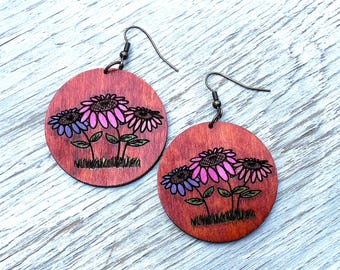 Circle Wood Earring, Colorful Daisy Flower Earrings, Rustic Look Floral Earrings, Engraved Wooden Jewelry