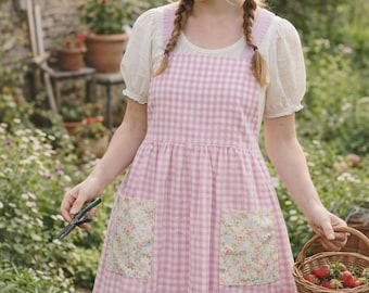 Adjustable Tie Back Cotton Gingham Cottagecore Apron, Handmade Floral Pocket Apron, Vintage Style Kitchen Apron, Gift for Baker