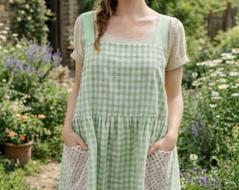 Handmade Cottagecore Apron, Gingham Floral Pocket Apron, Heirloom Style Kitchen Apron, Gift for Baker or Mom