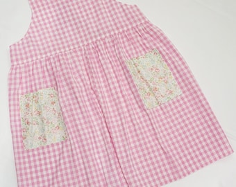 Pink Gingham No Tie Apron, Cottagecore Apron with Floral Pockets, Handmade Adjustable Cross Back Apron, Kitchen Cooking Apron, Garden Apron