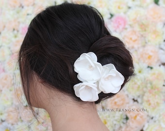 Ivory U shape pin flower wedding for hair