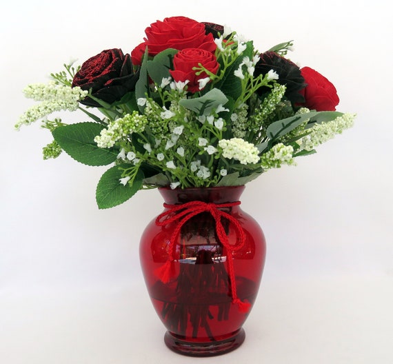 American Beauty Wood Flower Roses Arrangement in Red Vase - Etsy