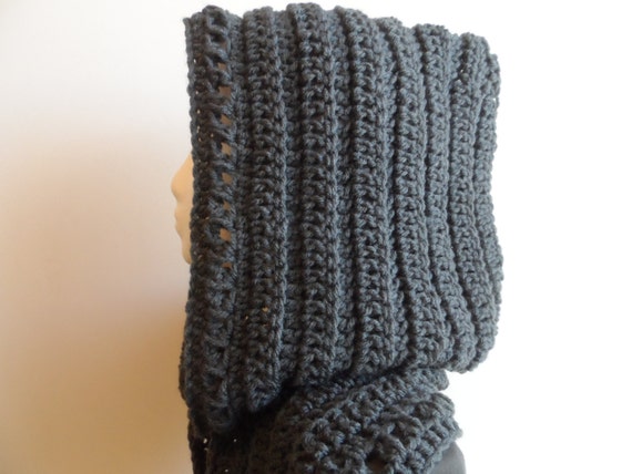 Hooded Infinity Scarf – Free Crochet Pattern – Goddess Crochet