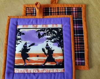 Halloween pot holders set of 2, hanging potholders, quilted insulated hot pads, purple orange black 8" x 8"