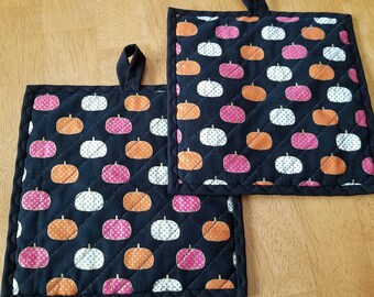 Quilted Halloween Pot Holders (Set of 2): Pumpkin Patch Hot Pads