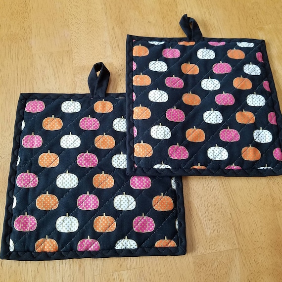 Quilted Halloween Pot Holders (Set of 2): Pumpkin Patch Hot Pads