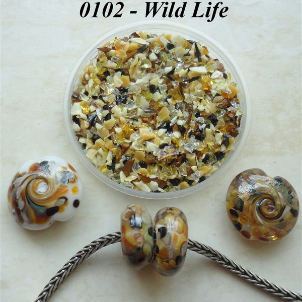 0102 Wild Live - A Reactive Glass Frit Blend - K1 - COE 92-96 (can be used on glass with COE 90 till 104) - 25 gr - Sra