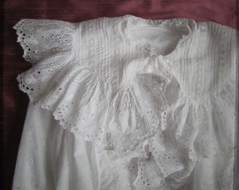 Antique Victorian French Christening Cape Embroidered Lace - Baby Vintage White embroideries circa 1900 from France