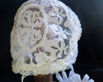 Antiguo francés niño Bonnet-Christening Bonnet-blanco victoriano algodón bebé sombrero-bonnet encaje sombrero-muñeca-Vintage-accesorios bordados encaje.