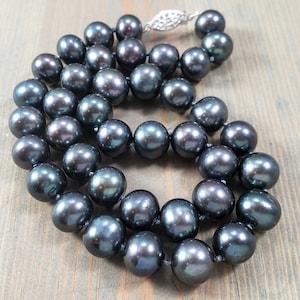 Peacock Pearl Choker: Hand Knotted Sterling Silver Clasp, June Birthstone