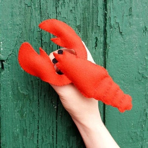 Red Lobster Finger Puppet Felt Hand Sewing Kit image 1