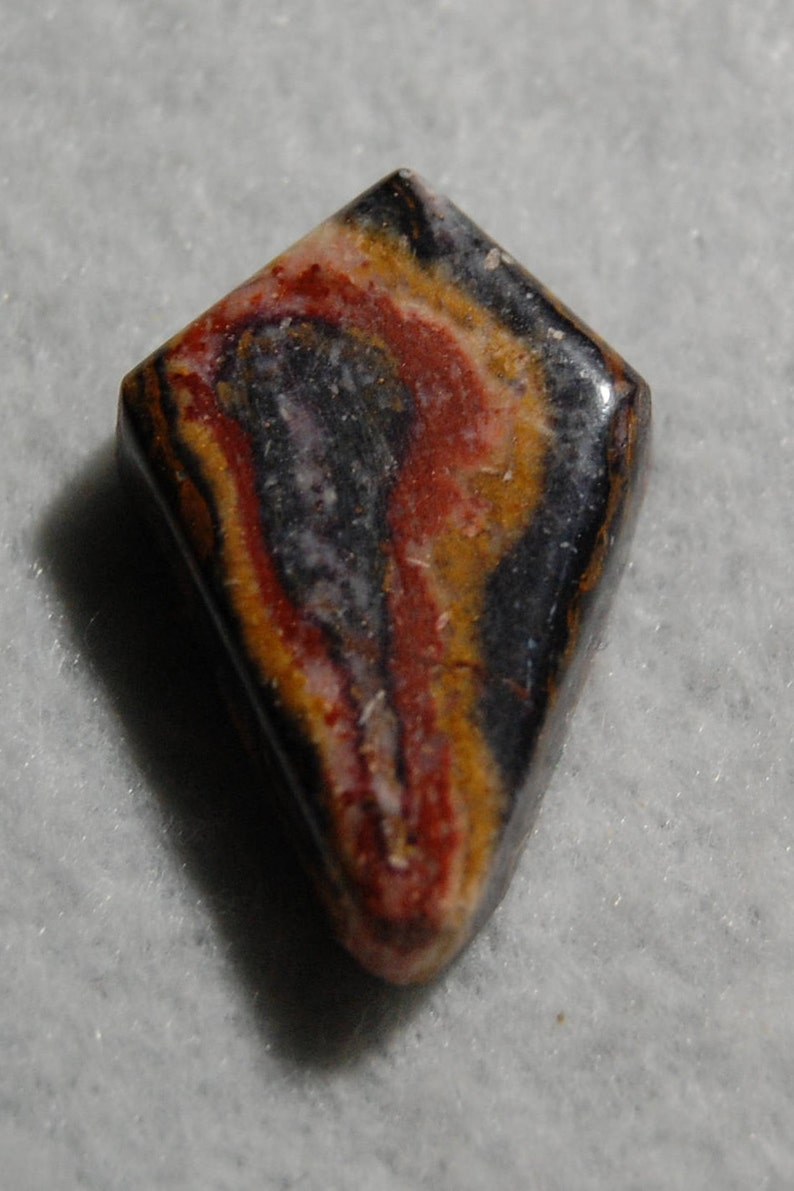 CABOCHON