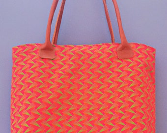 Sac cabas Rose Vif - Base verte style Liberty - 100% Coton Shweshwe