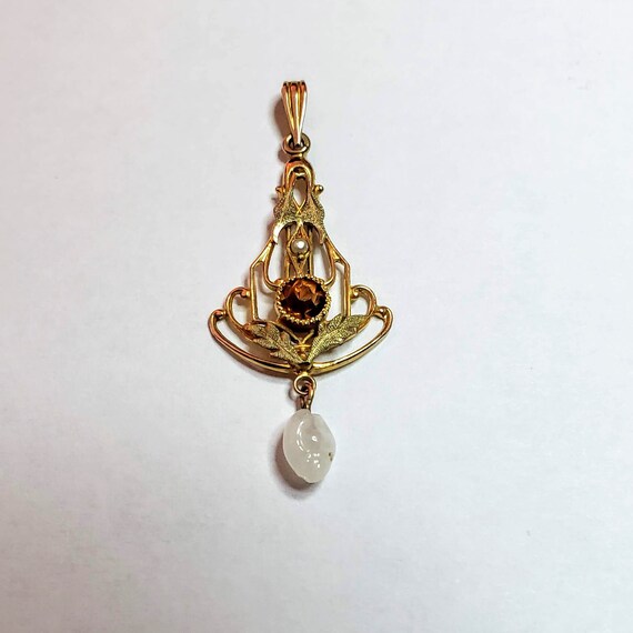 Antique Gold Lavalier Pendant