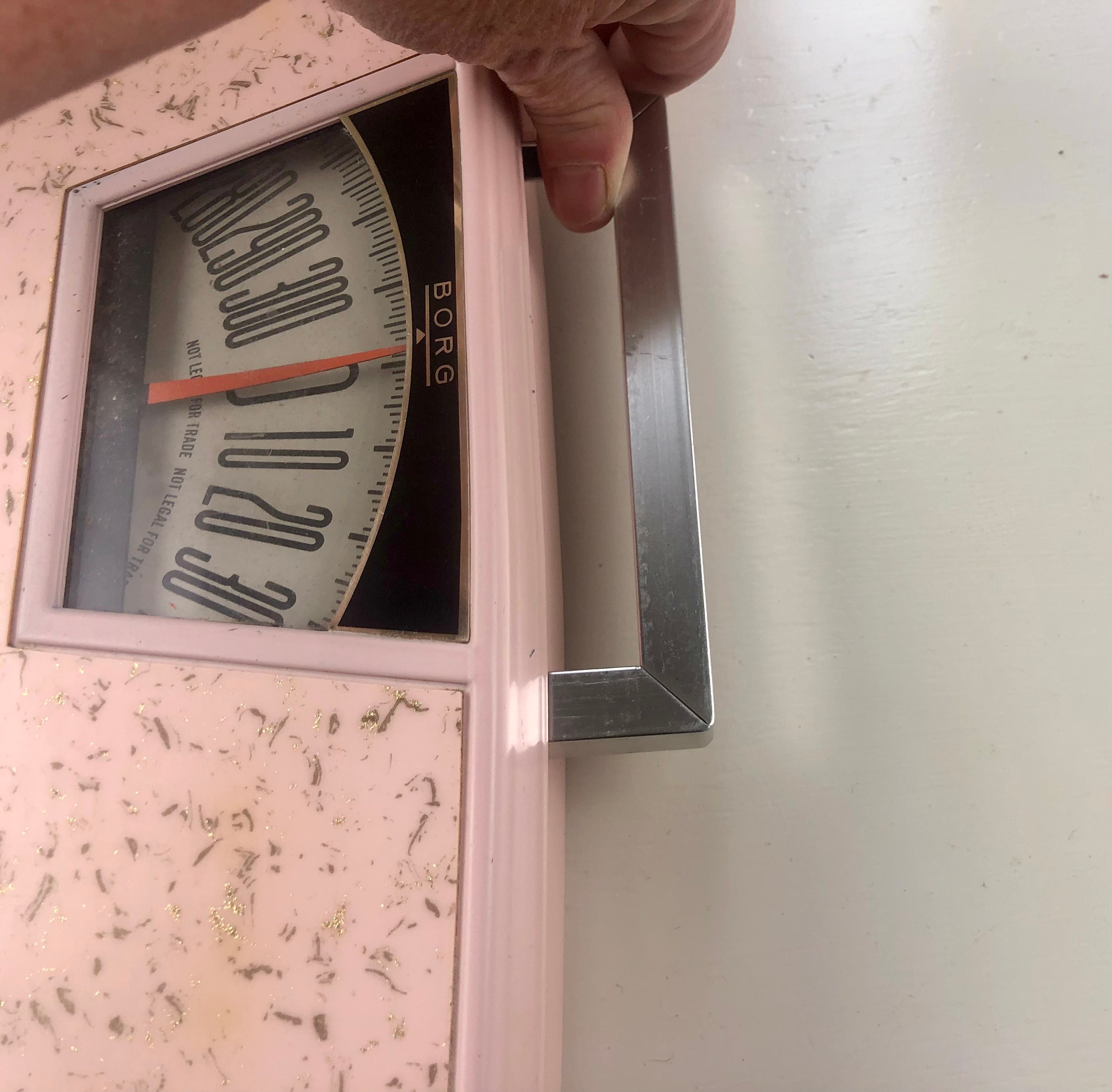 Vintage Midcentury Pink Borg Bathroom Scale - Etsy