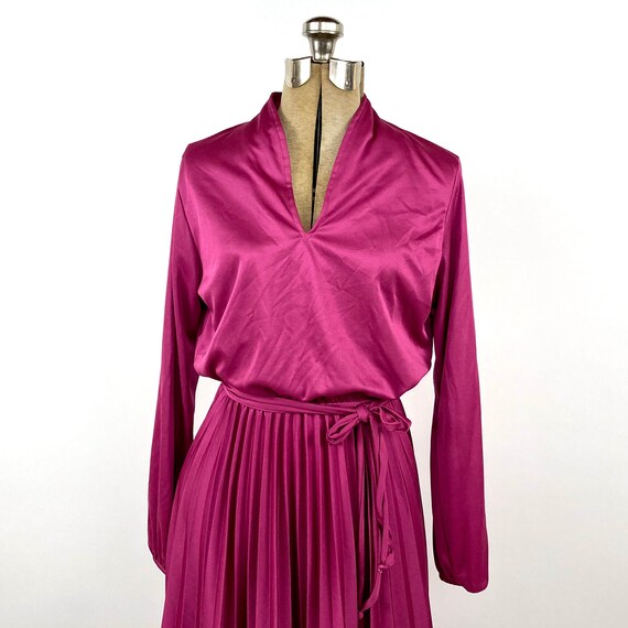 70s Fuschia Disco Long Sleeve Dress Pink V Neck A… - image 6