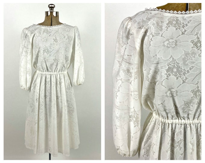 70s White Lace Floral Dress Cottagecore Ethereal Eyelet Puff Sleeve Dress Angelic Elastic Waist Full Dress Vintage Boho Hippie Sundress S M