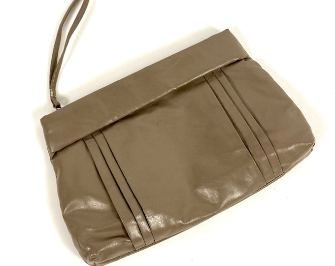 70s Taupe Leather Clutch Brown Tan Bag  Coin Purse Wristlet Vintage Handbag