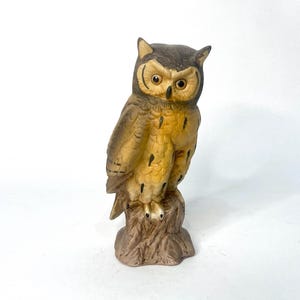Vintage Brown Spotted Owl on Perched Tree Stump Bird Ceramic Tall Statue Figurine Animal