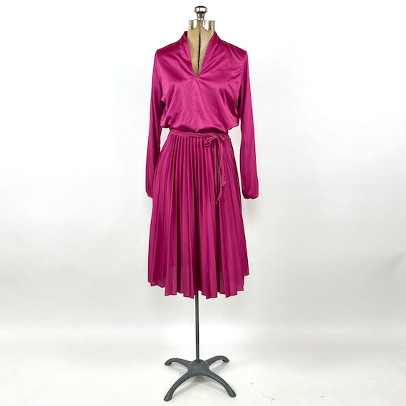 70s Fuschia Disco Long Sleeve Dress Pink V Neck A… - image 2