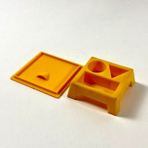 Portapacchi per auto Weebles anni &#39;70, portapacchi Hasbro Camper di ricambio con coperchio HTF Vintage Hasbro Weeble Wobble Pretend Play Giocattolo vintage