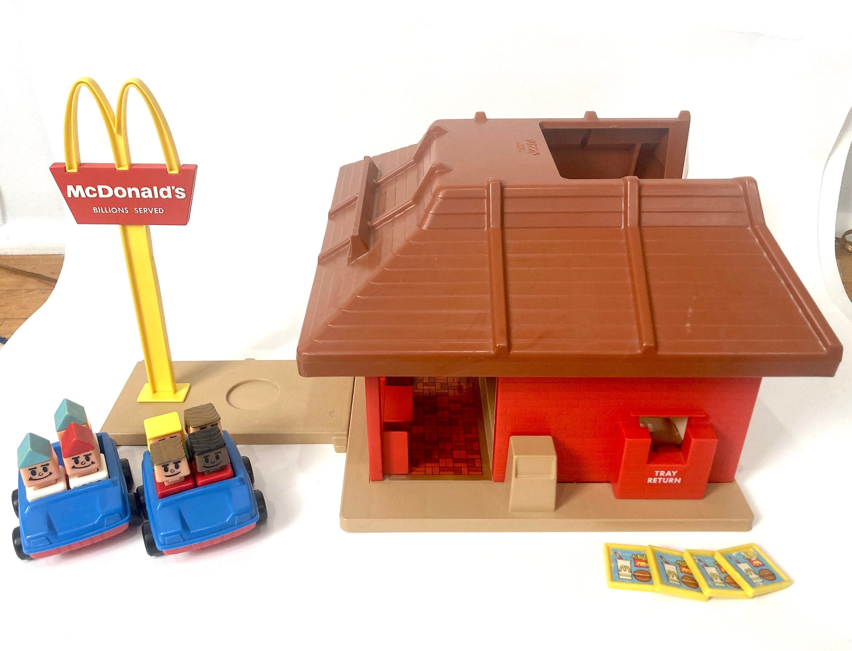 70s Vintage Mcdonalds Playskool Little People Familiar Places  display picture 1