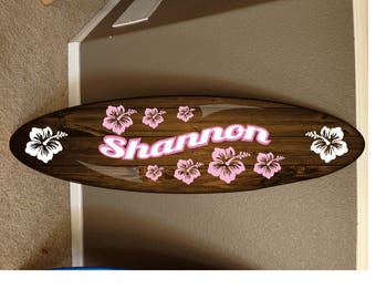 カスタムサーフボードデコレーション：ハワイアンビーチウッドサイン、プールデコレーション（48インチ×12インチ）