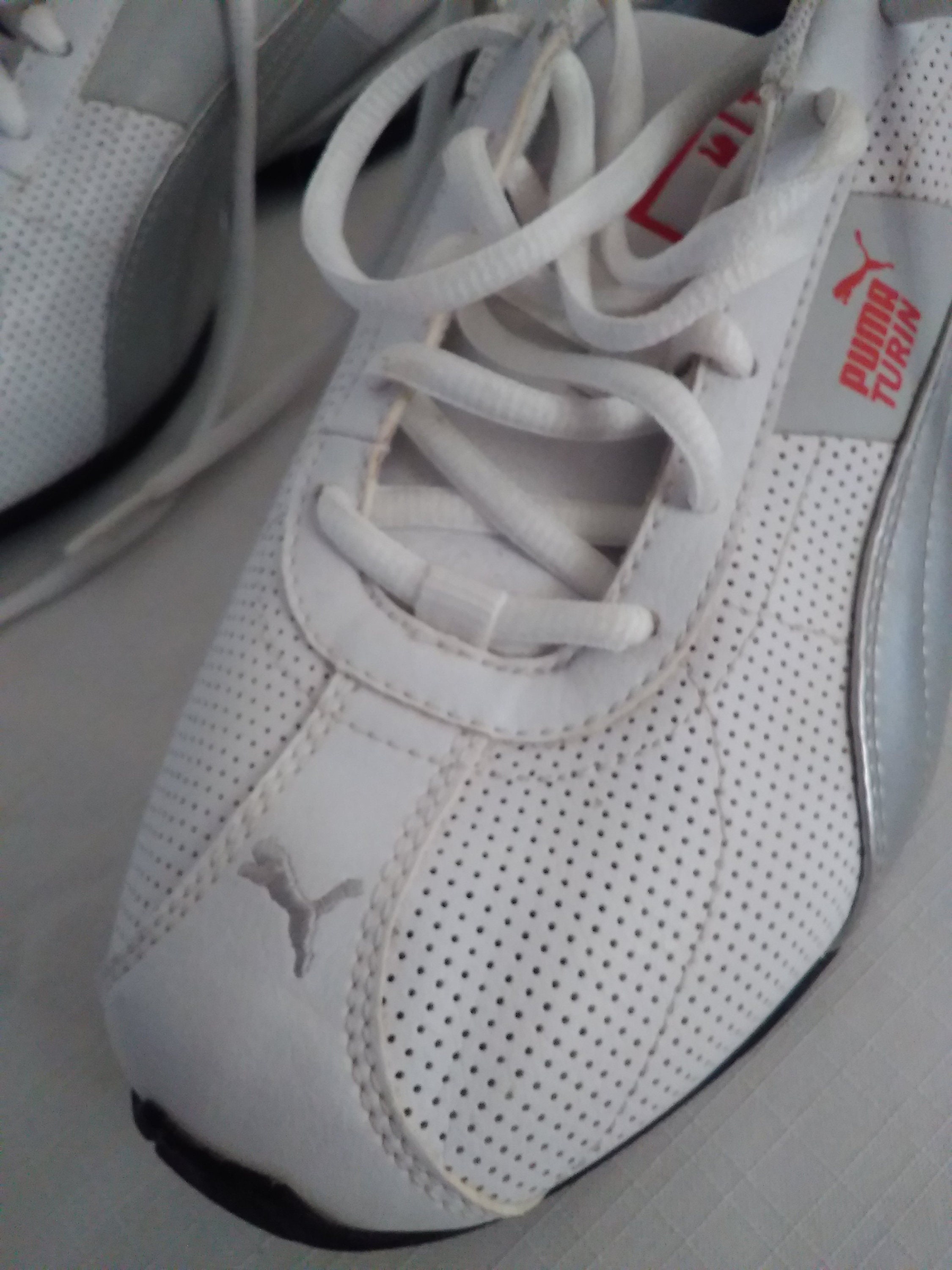 Mens Puma Size 10.5 White Sneaker (Fits Like a 10) - ecay