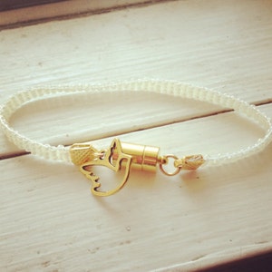 Pearl Bead Loom Bracelet with Gold Bird Charm