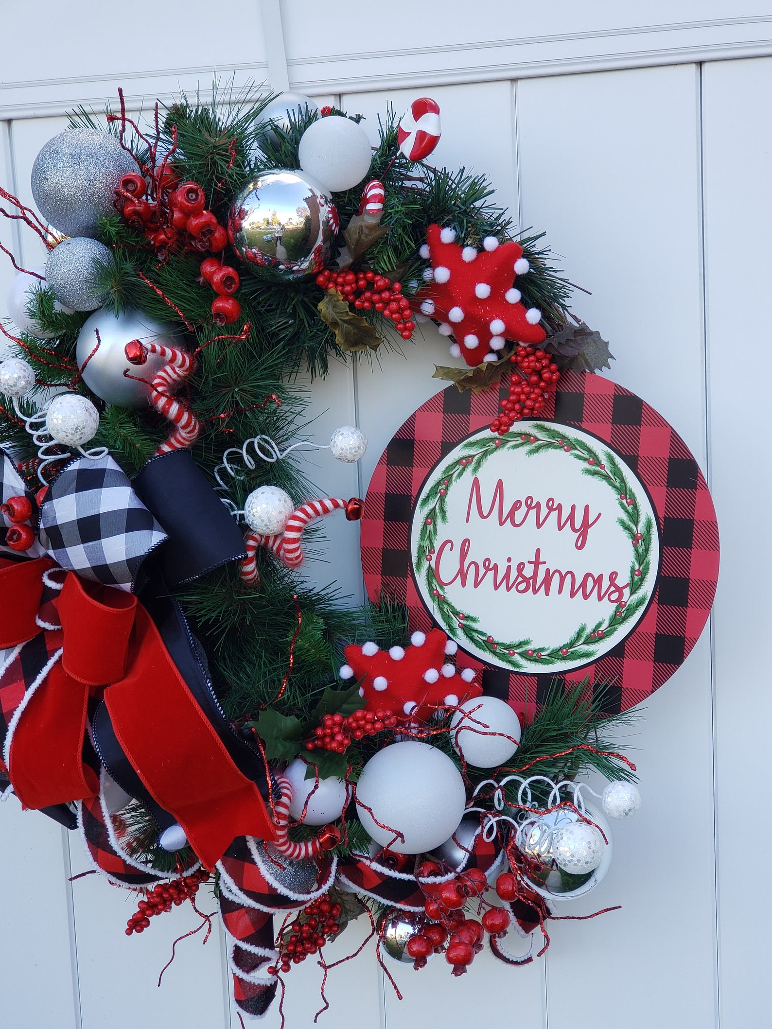 Red and Black Buffalo Plaid Christmas Wreath, Red Buffalo Plaid