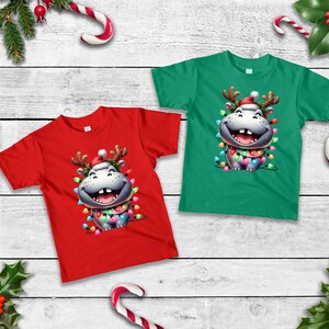 Hipopótamo navideño, luces navideñas, dibujos animados de hipopótamo, camiseta de transferencia de calor, camiseta, camiseta para hombre, mujer, para él, para ella