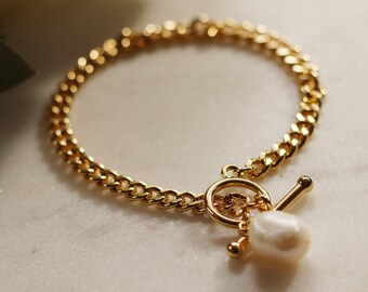 Freshwater Pearl Chain Bracelet, Pearl and Chain Bracelet,  Bold Gold Chain Bracelet, Statement Chunky Bracelet, French Style Bracelet