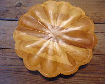 Vintage Solid Wood Serving Plate With Scalloped Edges, Natural Finish - Carved Wooden Plate - Boho Home Decor - Vintage Wooden Serving Plate