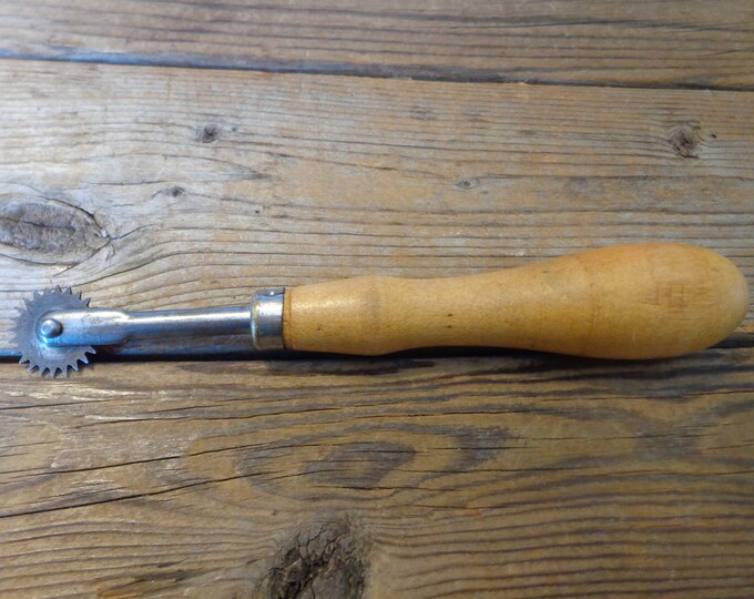 Vintage Tracing Pounce Wheel With Wooden Handle 1960's Etsy